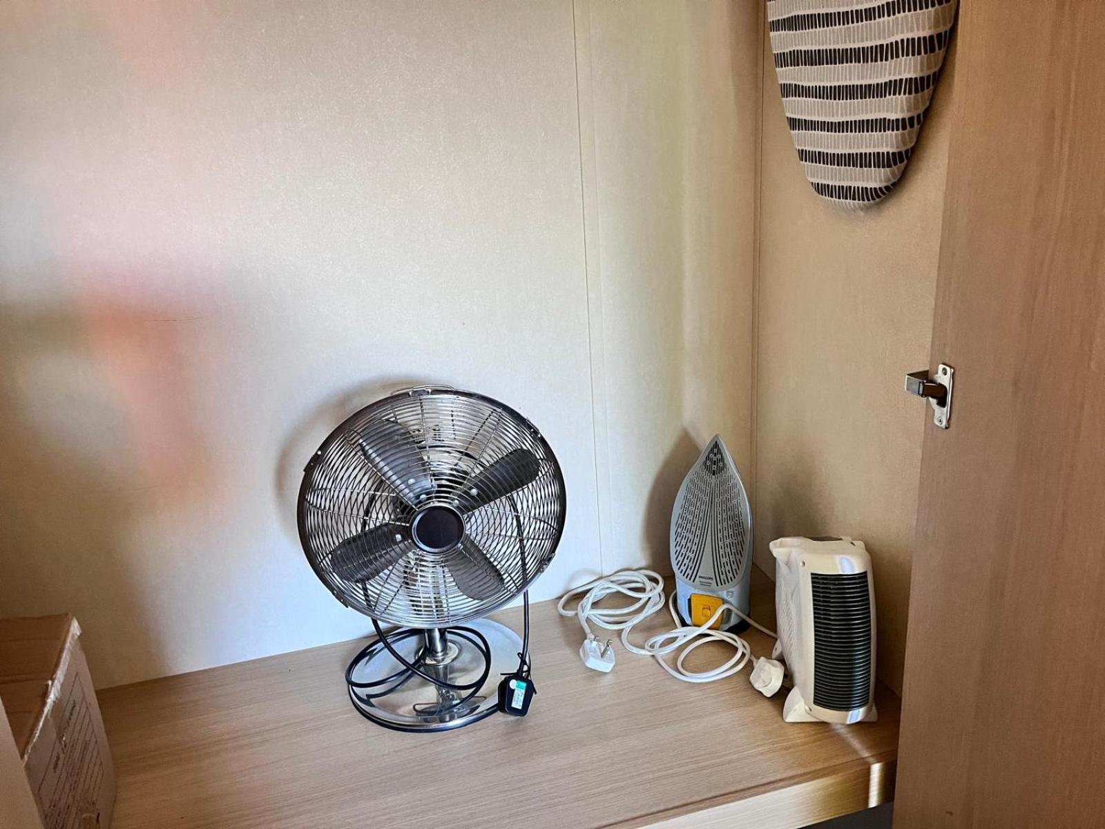 Van Number 123 Beautiful Caravan Sleeps 4 Aberystwyth Exterior photo